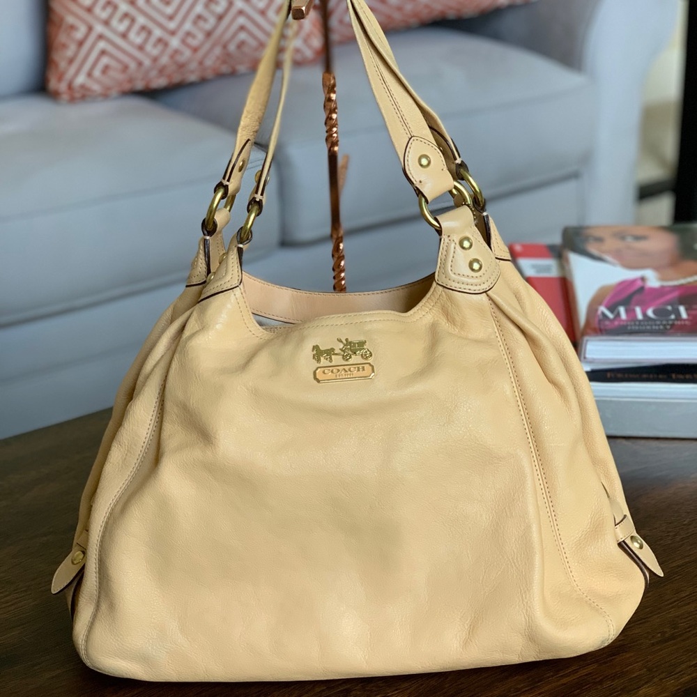 AUTHENTIC Coach Leather Handbag